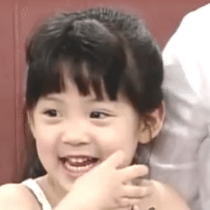 康熙来了小欧阳娜娜动图互动可爱表情包 第8张 康熙来了小欧阳娜娜动图互动可爱表情包 第8张